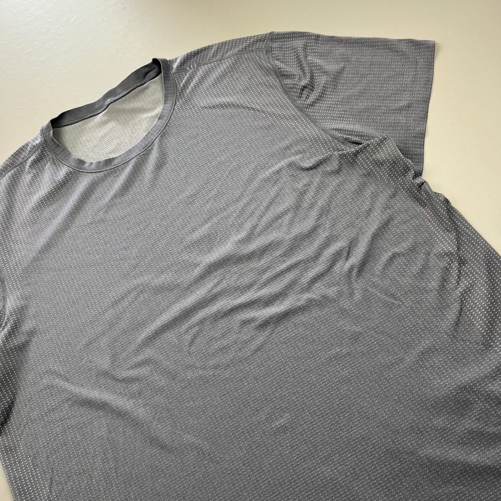 Lululemon Metal Vent Tech Shirt Mens XXL Grey Activewear Training Tee